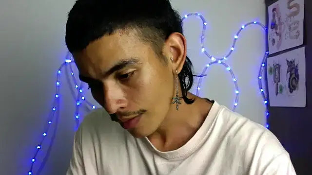 sorry-mom69 online show from 11.28.25