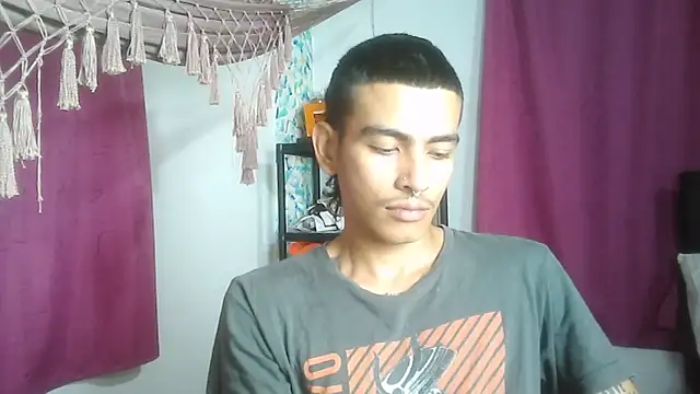 Snapshot of sorry-mom69 chatting on 02.13.26 sorry-mom69 online show from 02.13.26