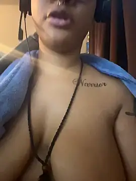 Snapshot of nickytheehawtie chatting on 02.25.26 nickytheehawtie online show from 02.25.26