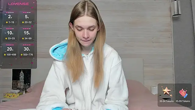 molly hunt  online show from 01.15.25