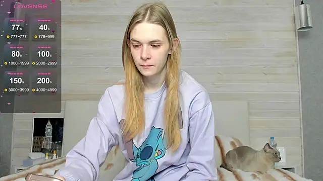 molly hunt  online show from 02.18.25