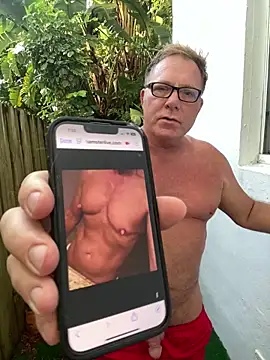 Snapshot of Cockmilker09 chatting on 09.20.25 Cockmilker09 online show from 09.20.25