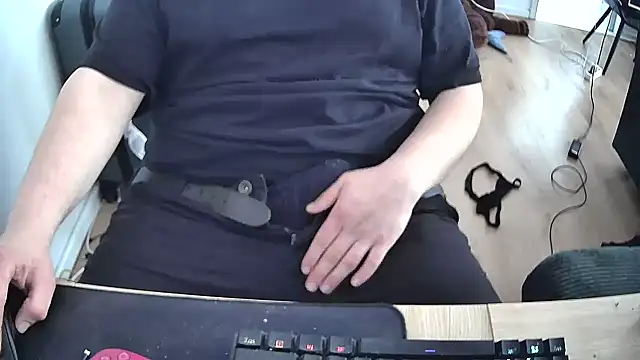 ChubbyTeen2003 online show from 04.24.26