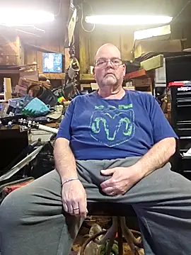 Snapshot of mrwizard4570 chatting on 02.12.26 mrwizard4570 online show from 02.12.26