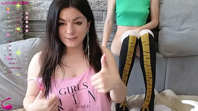 Snapshot of Vika_loves_you chatting on 03.17.25 Vika loves you online show from 03.17.25