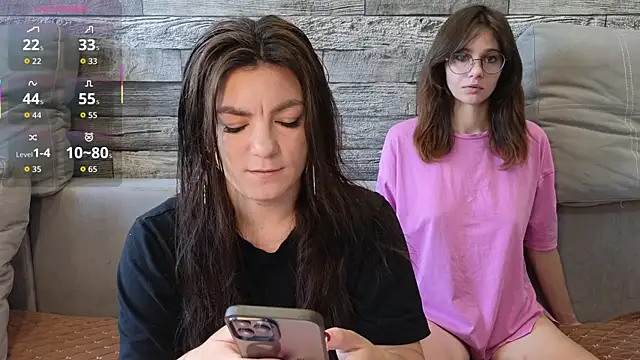 Snapshot of Vika_loves_you chatting on 07.17.26 Vika loves you online show from 07.17.26