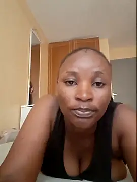 Snapshot of Samia_Queen chatting on 12.05.25 Samia Queen online show from 12.05.25