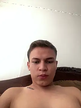 Snapshot of Leon_Wild chatting on 07.16.26 Leon Wild online show from 07.16.26