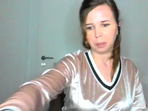 Snapshot of loveis007 chatting on 02.25.25 loveis007 online show from 02.25.25