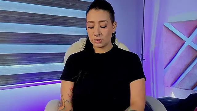  kelly hous36 online show from 02.28.26