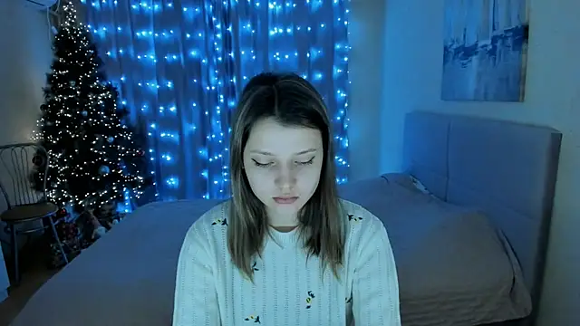 Snapshot of SoniNesti chatting on 01.07.25 SoniNesti online show from 01.07.25