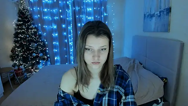 Snapshot of SoniNesti chatting on 01.15.25 SoniNesti online show from 01.15.25