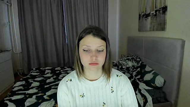 Snapshot of SoniNesti chatting on 09.12.25 SoniNesti online show from 09.12.25