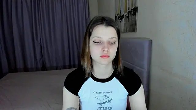 Snapshot of SoniNesti chatting on 01.13.26 SoniNesti online show from 01.13.26