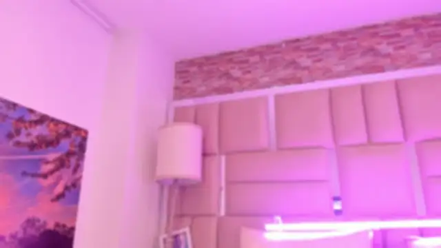 Snapshot of ShaniaBrownn chatting on 06.01.26 ShaniaBrownn online show from 06.01.26