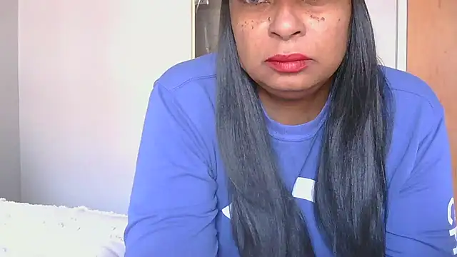 MSweetLindaParks online show from 10.02.25