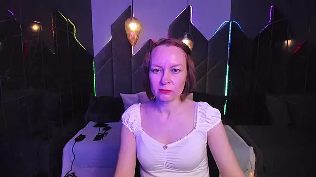 NikaGentle online show from 11.29.25