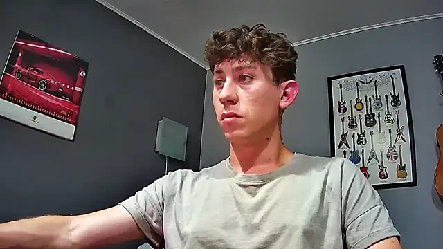 Snapshot of saint_not chatting on 12.15.24 saint not online show from 12.15.24