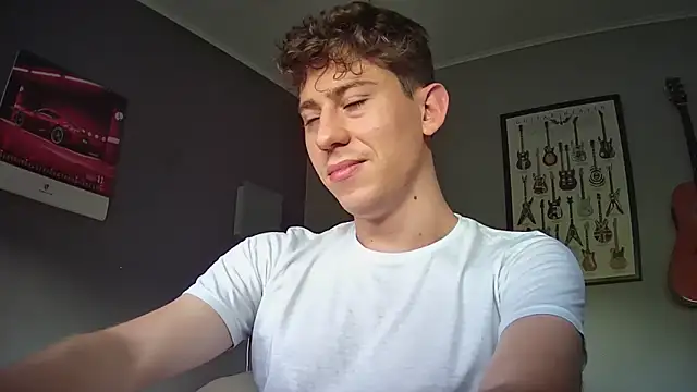 Snapshot of saint_not chatting on 02.15.25 saint not online show from 02.15.25