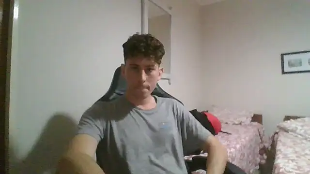 Snapshot of saint_not chatting on 02.16.25 saint not online show from 02.16.25