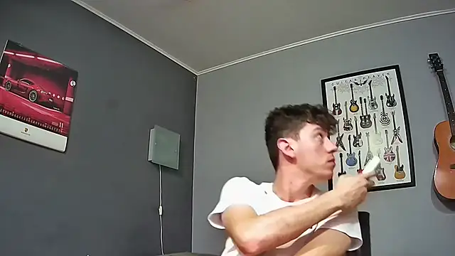 Snapshot of saint_not chatting on 02.23.25 saint not online show from 02.23.25