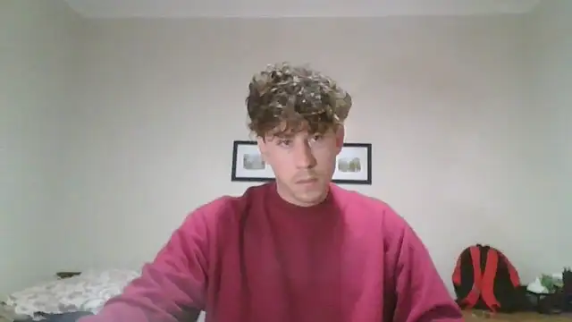 Snapshot of saint_not chatting on 10.20.25 saint not online show from 10.20.25