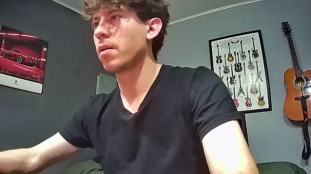 Snapshot of saint_not chatting on 10.23.25 saint not online show from 10.23.25