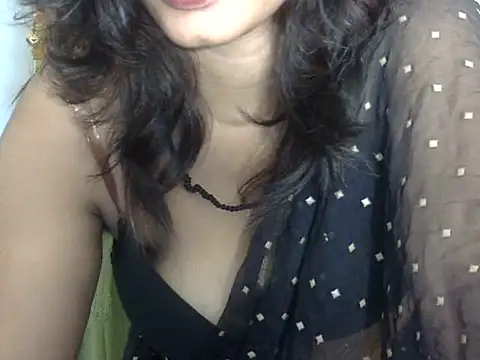 Snapshot of SEXY-MAHI- chatting on 12.03.24 SEXY-MAHI- online show from 12.03.24