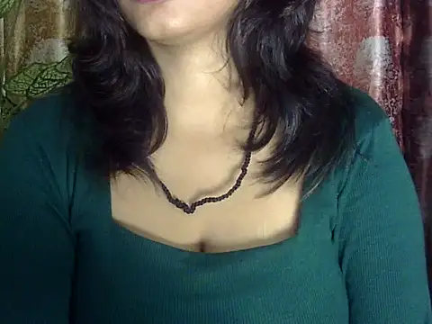 Snapshot of SEXY-MAHI- chatting on 12.12.24 SEXY-MAHI- online show from 12.12.24