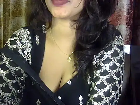 Snapshot of SEXY-MAHI- chatting on 02.02.25 SEXY-MAHI- online show from 02.02.25