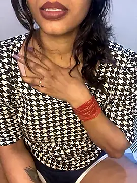 Snapshot of SEXY-MAHI- chatting on 03.11.25 SEXY-MAHI- online show from 03.11.25
