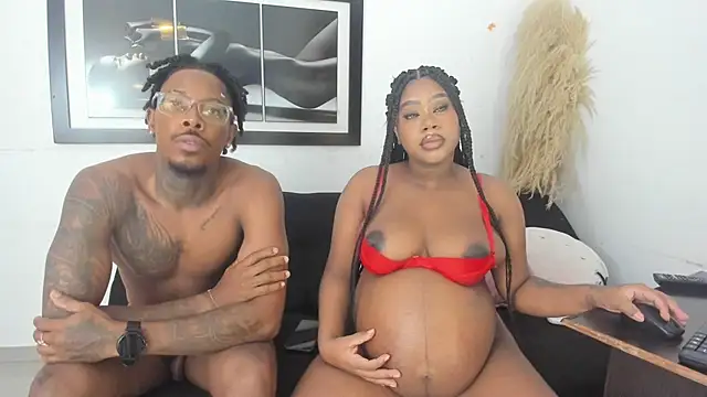 Snapshot of EbonnyDuoSexHard chatting on 05.19.26 EbonnyDuoSexHard online show from 05.19.26