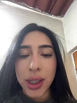 Snapshot of isabella_jade chatting on 02.14.25 isabella jade online show from 02.14.25