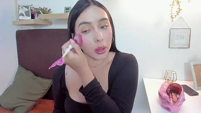 Snapshot of isabella_jade chatting on 02.17.25 isabella jade online show from 02.17.25