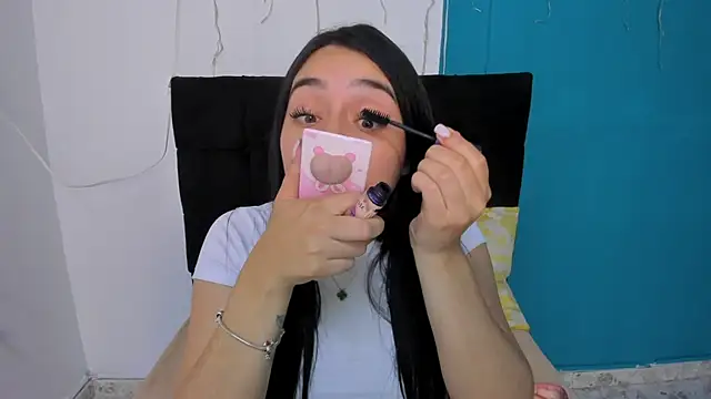 Snapshot of isabella_jade chatting on 03.18.25 isabella jade online show from 03.18.25