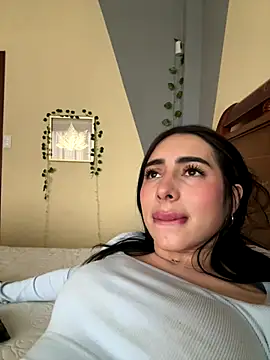 Snapshot of isabella_jade chatting on 09.18.25 isabella jade online show from 09.18.25