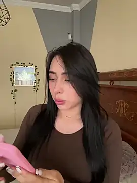 Snapshot of isabella_jade chatting on 09.30.25 isabella jade online show from 09.30.25