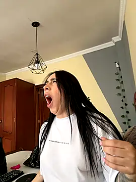 Snapshot of isabella_jade chatting on 10.13.25 isabella jade online show from 10.13.25