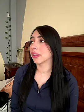 Snapshot of isabella_jade chatting on 10.15.25 isabella jade online show from 10.15.25