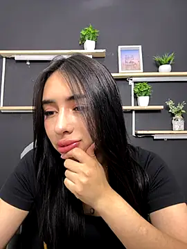 Snapshot of isabella_jade chatting on 11.04.25 isabella jade online show from 11.04.25