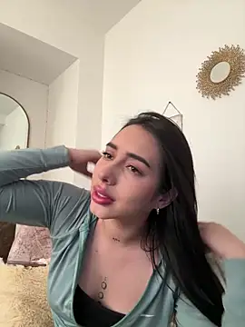 Snapshot of isabella_jade chatting on 11.05.25 isabella jade online show from 11.05.25