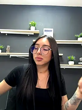 Snapshot of isabella_jade chatting on 12.01.25 isabella jade online show from 12.01.25