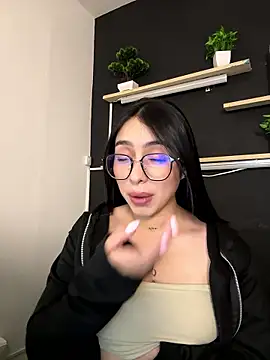 Snapshot of isabella_jade chatting on 01.08.26 isabella jade online show from 01.08.26