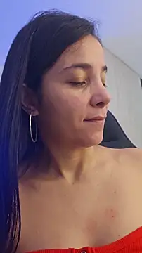 miaeyes online show from 11.08.25