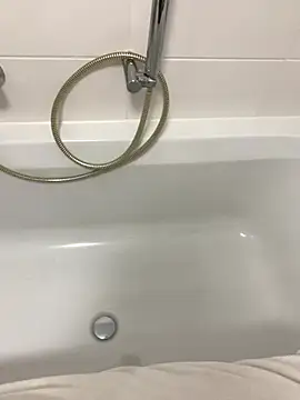 Snapshot of sexy_l_o_ chatting on 11.12.25 sexy l o online show from 11.12.25