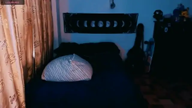 Marieblueeyes online show from 10.26.25