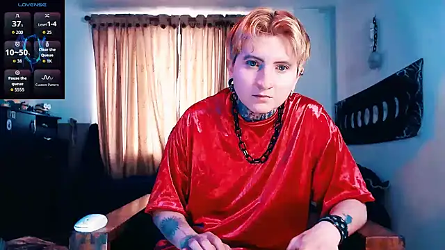 Marieblueeyes online show from 11.26.25