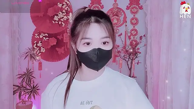 Snapshot of hen237 chatting on 02.17.26 hen237 online show from 02.17.26