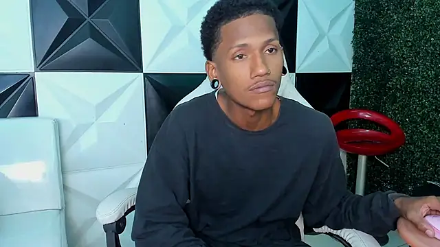 Snapshot of ManSant chatting on 02.13.26 ManSant online show from 02.13.26