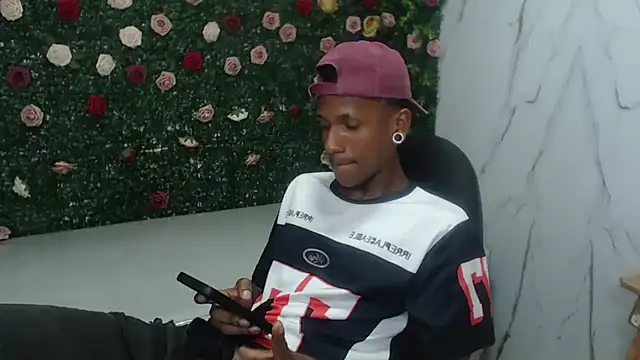 Snapshot of ManSant chatting on 02.20.26 ManSant online show from 02.20.26